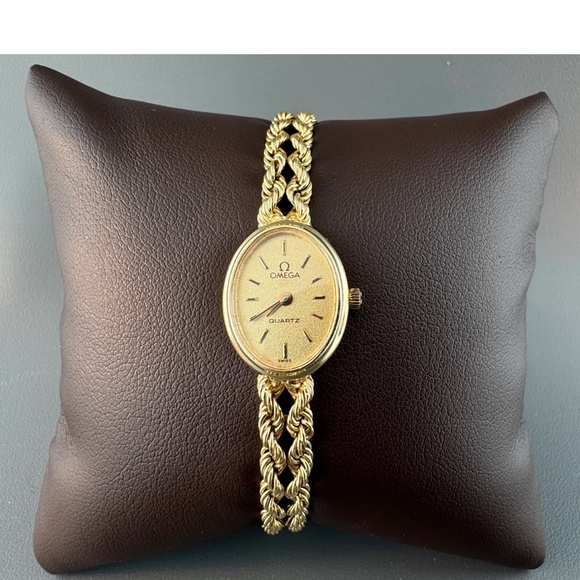 Omega 14 K gold ladies watch bracelet - Picture 1 of 5